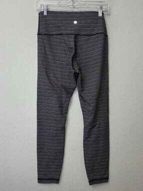 Lululemon High-Waisted Black & White Striped Leggings 7/8 Length Size S